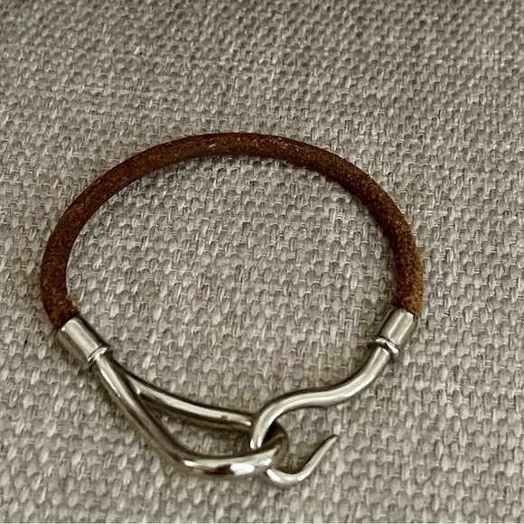 ⭐️COA⭐️HERMÈS JUMBO HOOK BRACELET⭐️Silvertone & Leather Cord Bracelet Authentic - Picture 1 of 8